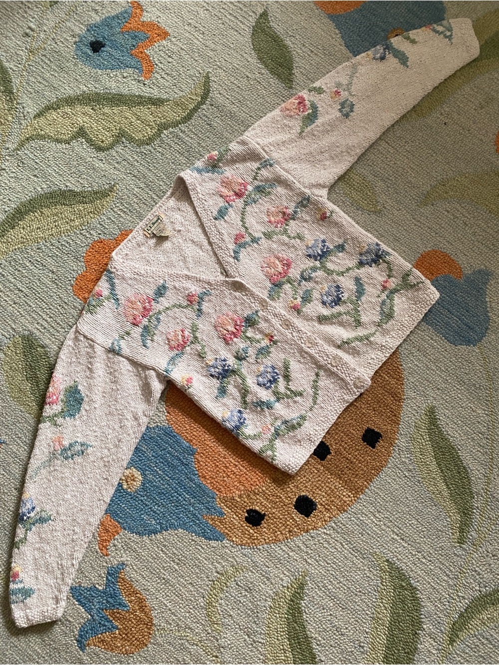 L.L. Bean Vintage Linen Blend Floral Cardigan - Picture 11 of 16